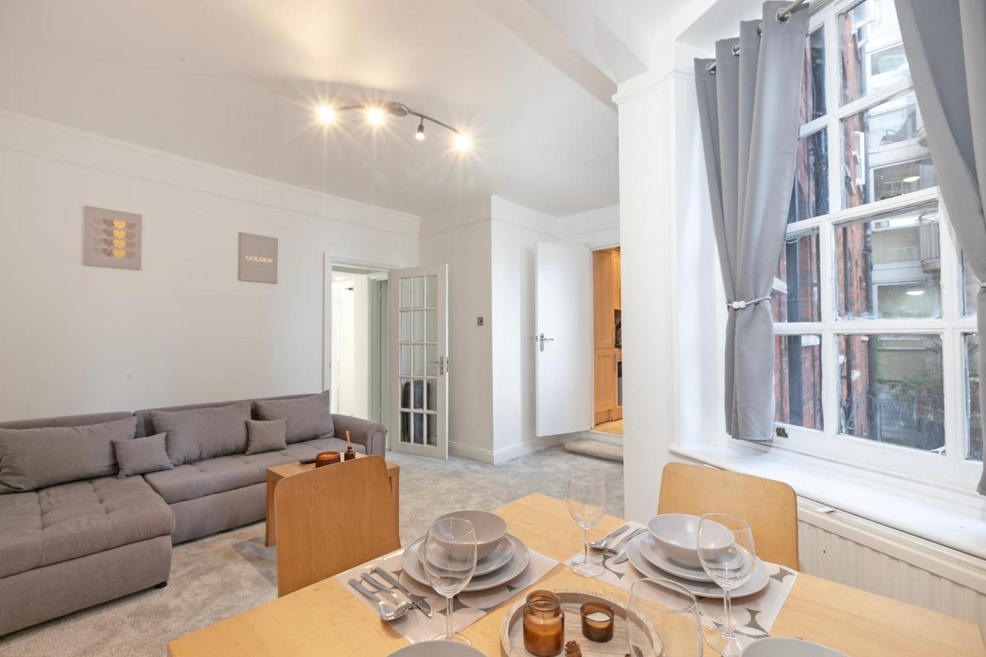 Beautiful 3 Bedroom Flat In Scott Ellis Gardens Londres Exterior foto