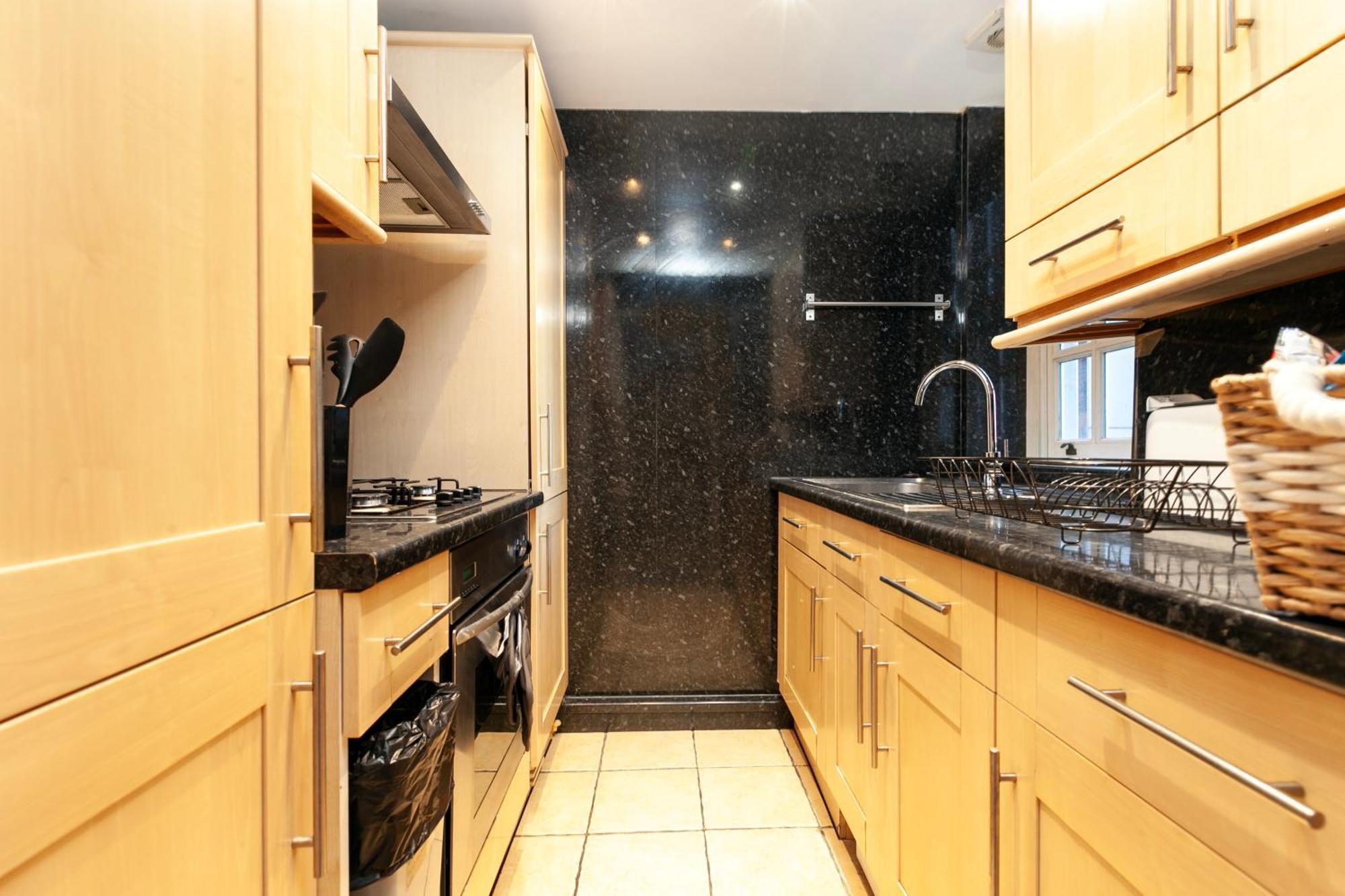 Beautiful 3 Bedroom Flat In Scott Ellis Gardens Londres Exterior foto