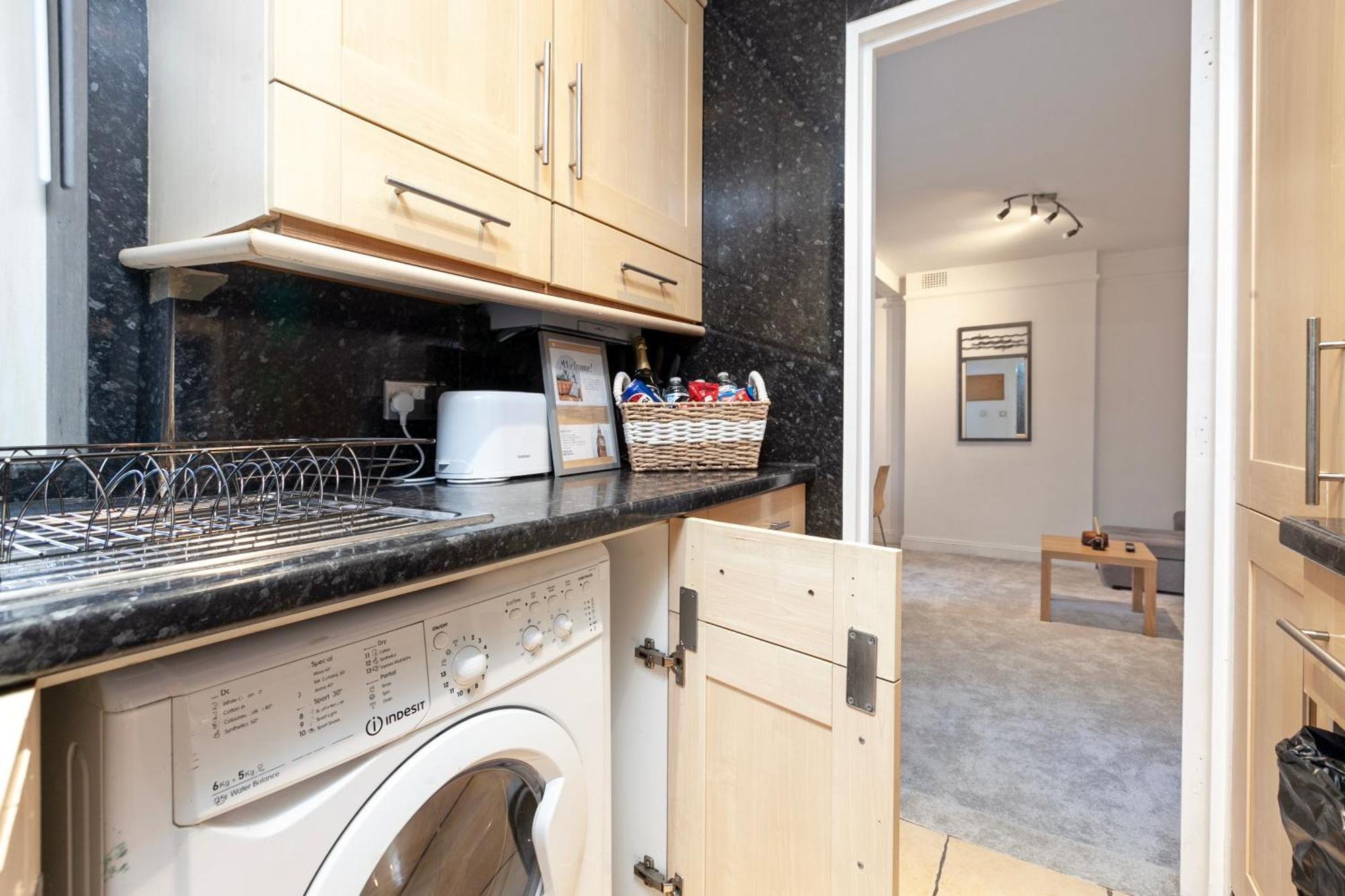 Beautiful 3 Bedroom Flat In Scott Ellis Gardens Londres Exterior foto