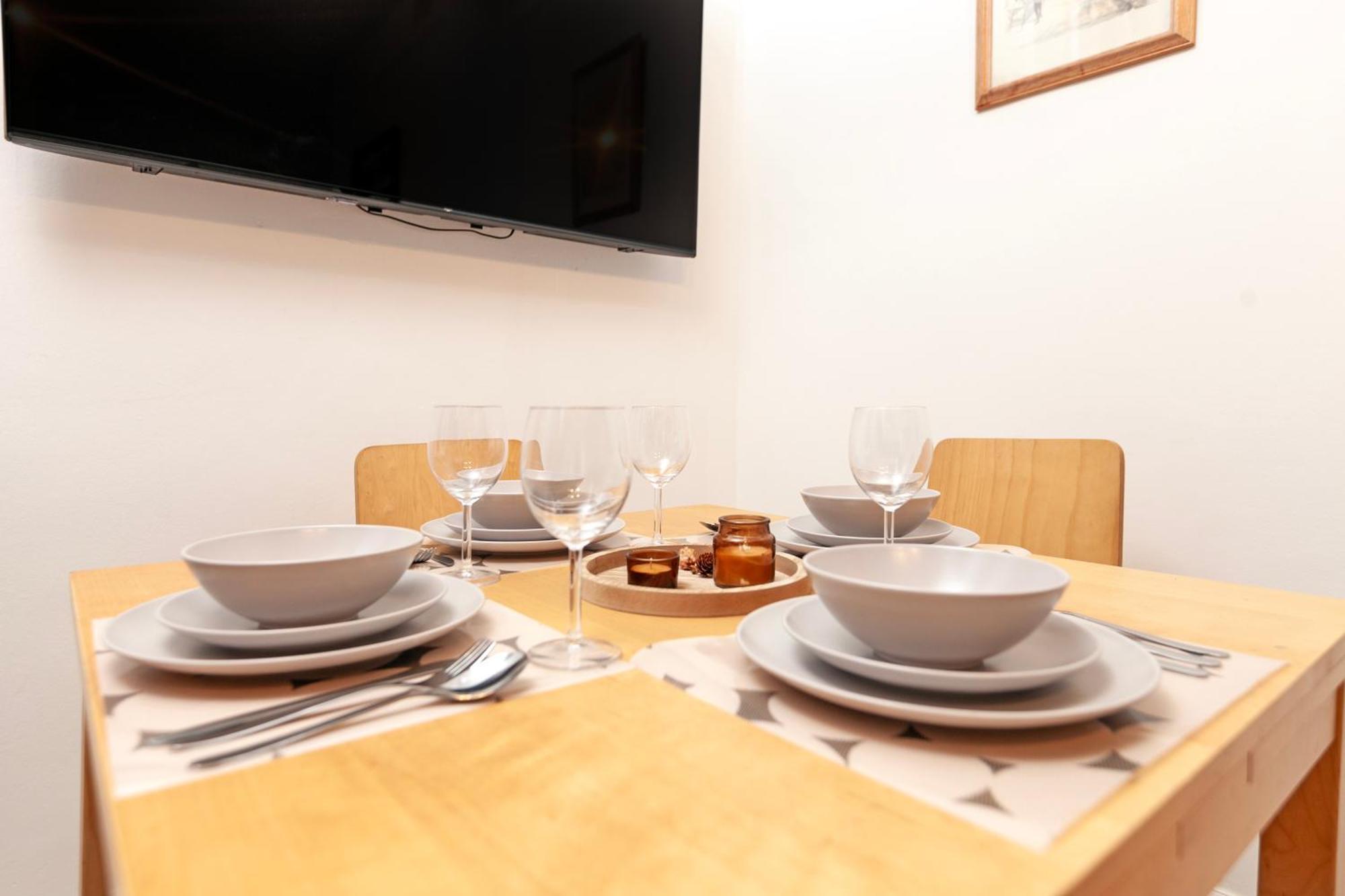 Beautiful 3 Bedroom Flat In Scott Ellis Gardens Londres Exterior foto